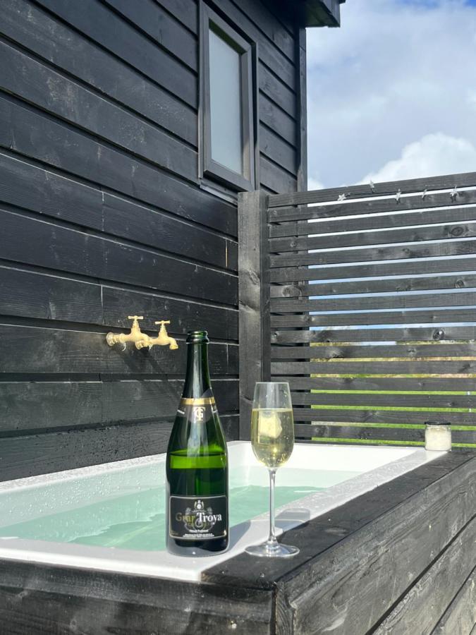 Wild Hideaways Luxury Lodges And Eco Spa Bantry Esterno foto